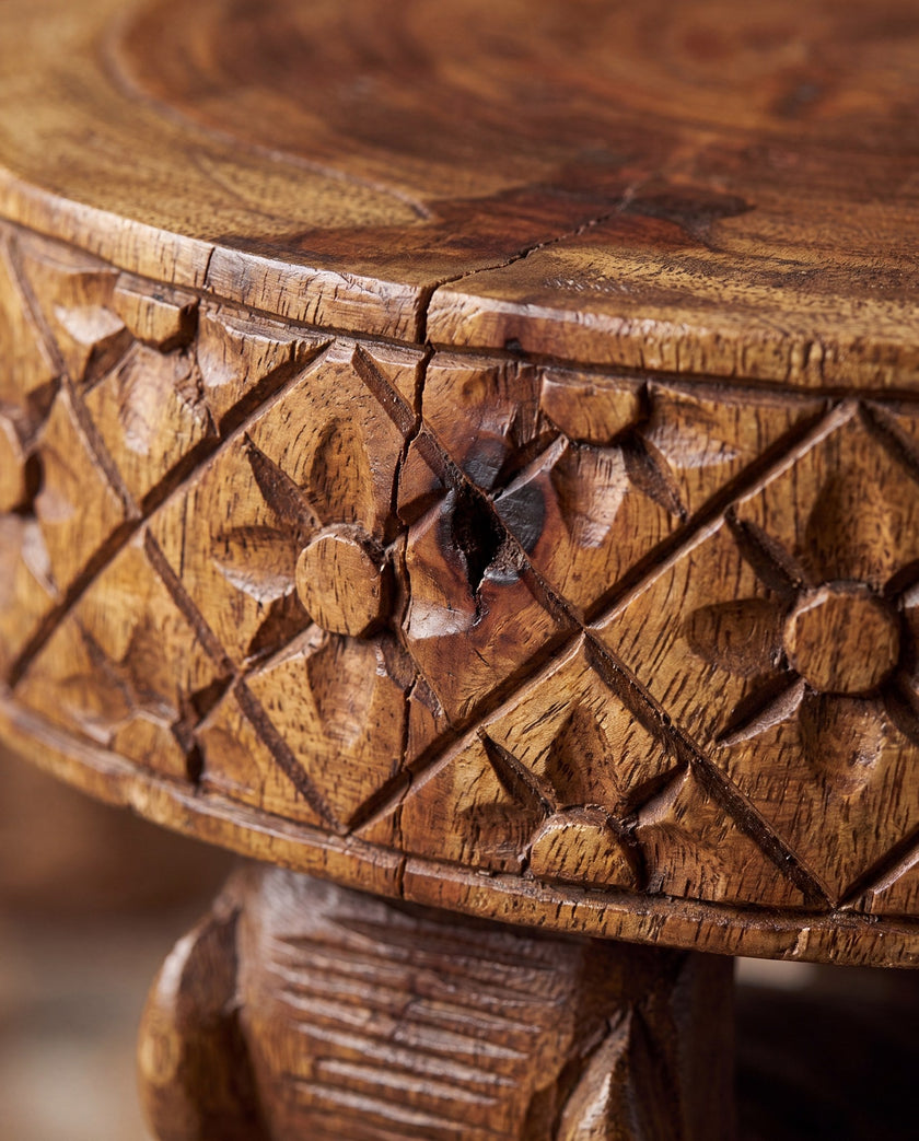 Elefante Carved Elephant Side Table