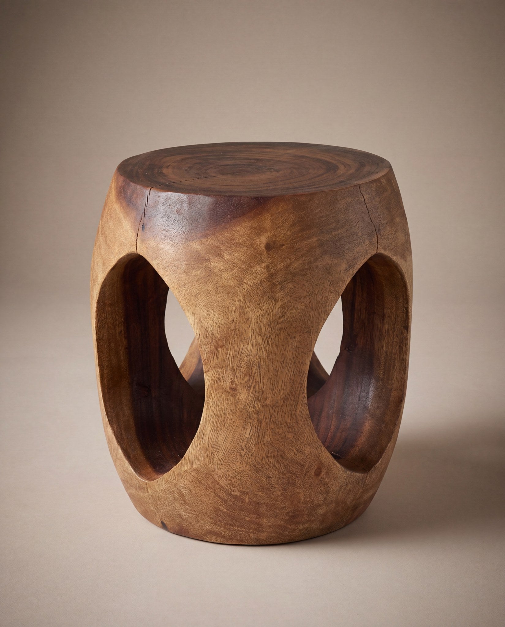 Finestra Oval Window Side Table
