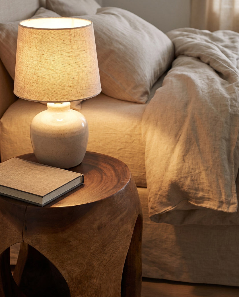 Finestra Oval Window Side Table