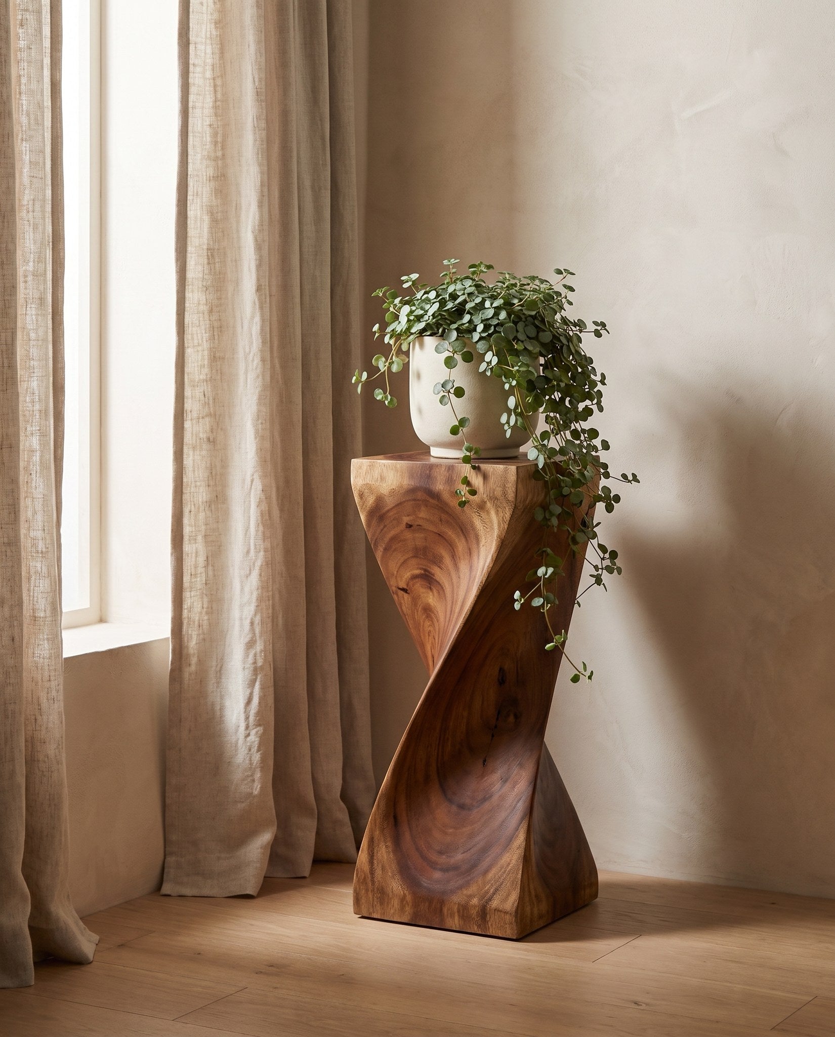 Torsione Single Twist Stool Table